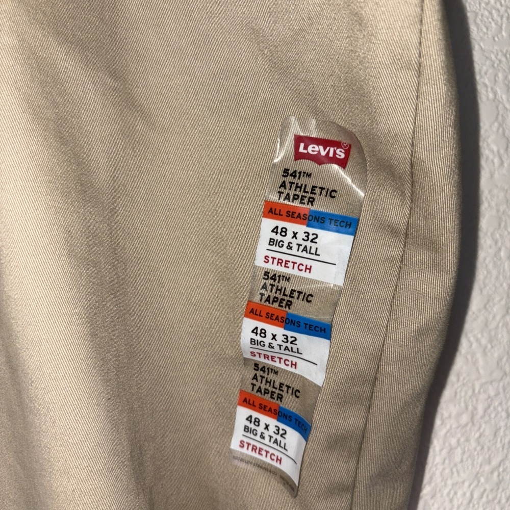 Levi's 541 Jeans Khaki Men's Size 48x32(30) Athletic Taper Stretch Twill Tech - Picture 2 of 10